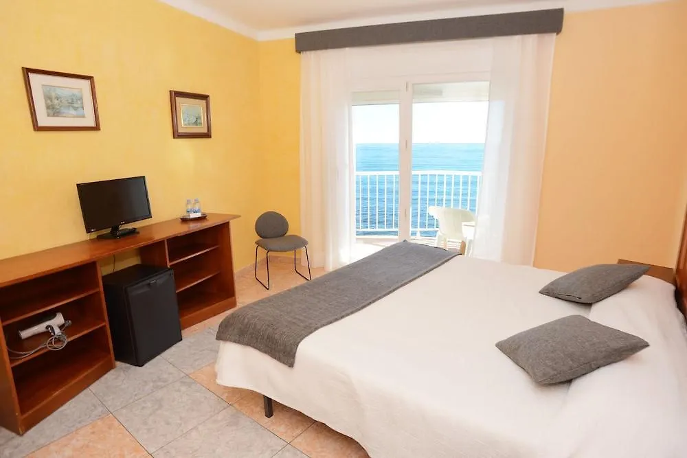 **  Rallye Hotel L'Escala Spain