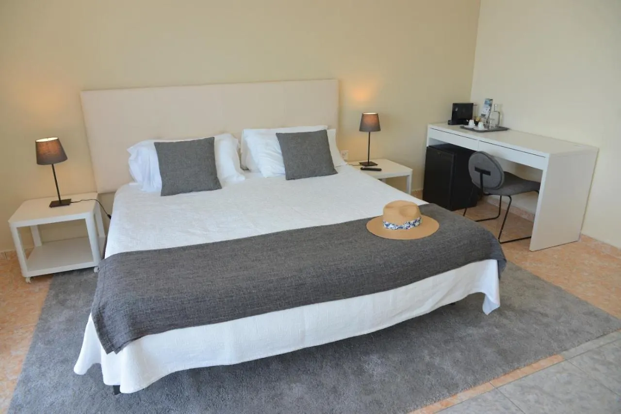 **  Rallye Hotel L'Escala Spain